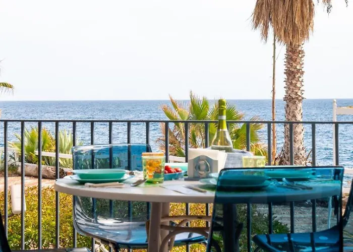 Galatea Executive Sea View Apartment