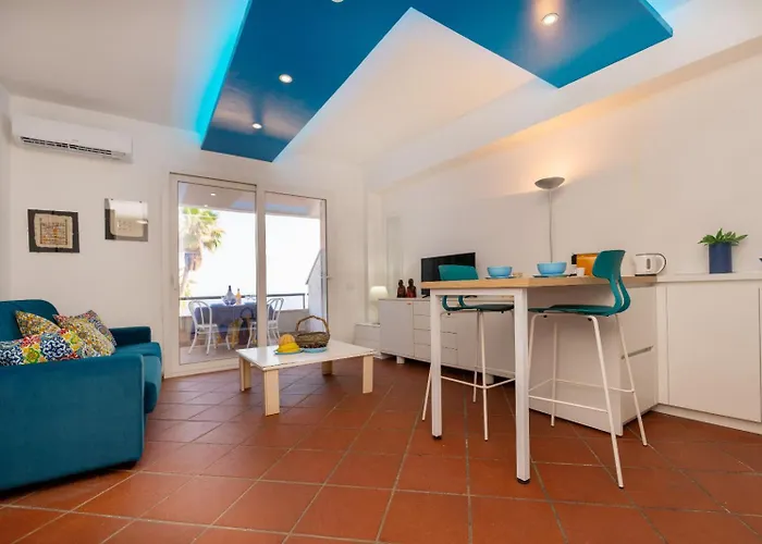 Galatea Executive Sea View Apartment Aci Castello