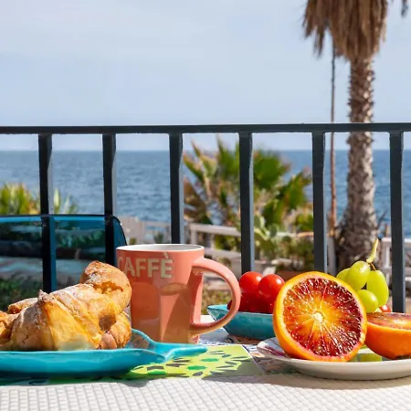 Galatea Executive Sea View 아치카스텔로