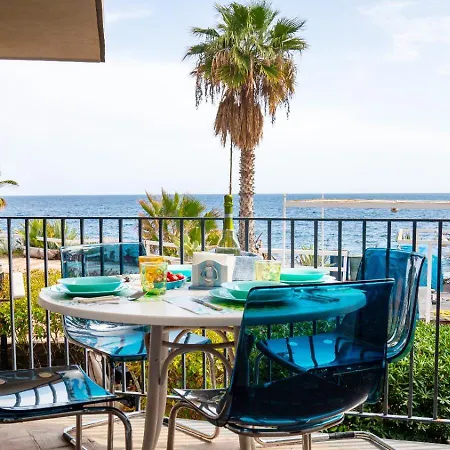 Galatea Executive Sea View 아파트